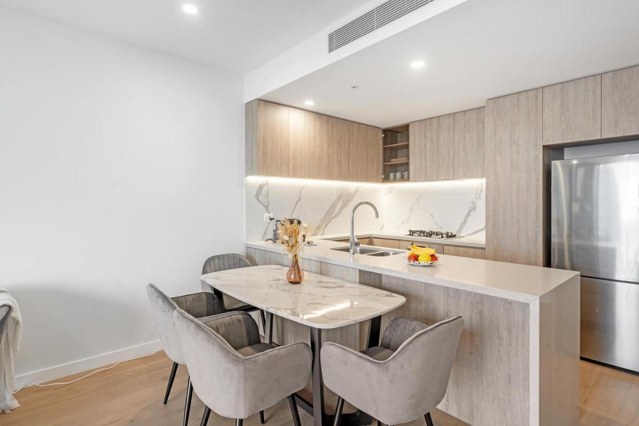 Lamour Ocean View Apartment I In Casino Broadbeach - Free Parking-195Cm Gold Coast Buitenkant foto