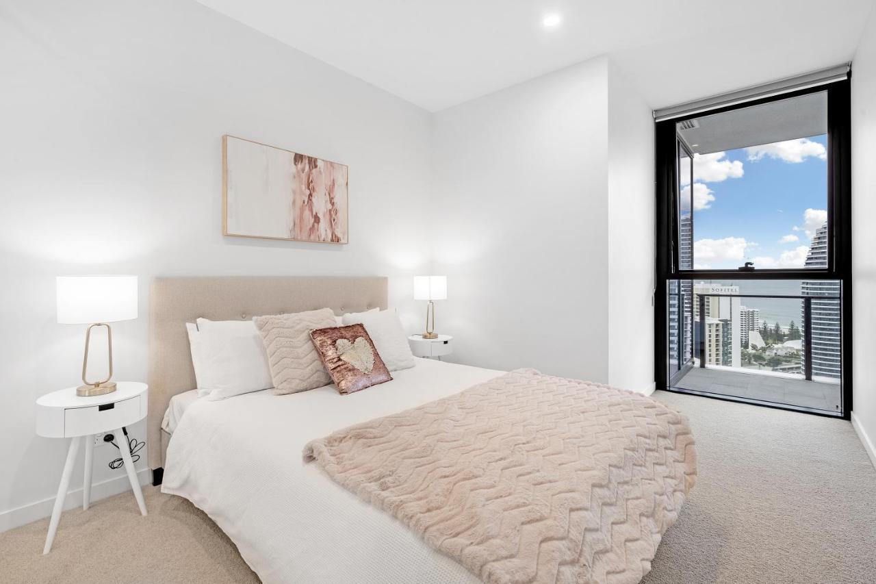 Lamour Ocean View Apartment I In Casino Broadbeach - Free Parking-195Cm Gold Coast Buitenkant foto