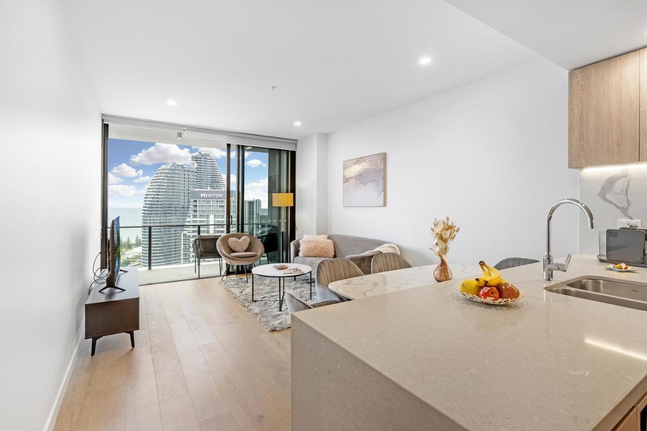 Lamour Ocean View Apartment I In Casino Broadbeach - Free Parking-195Cm Gold Coast Buitenkant foto