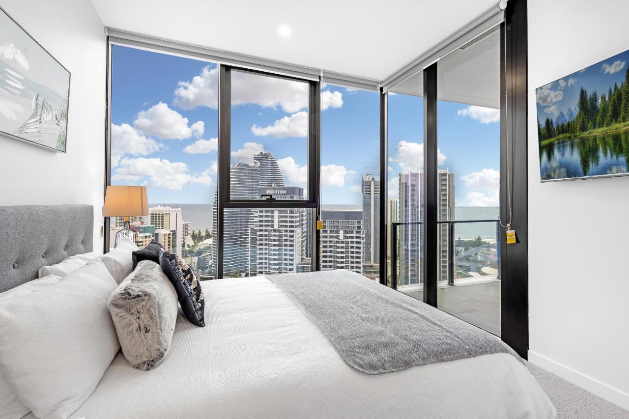 Lamour Ocean View Apartment I In Casino Broadbeach - Free Parking-195Cm Gold Coast Buitenkant foto